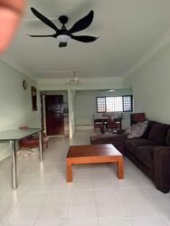 Blk 240 Yishun Ring Road (Yishun), HDB 5 Rooms #557948821